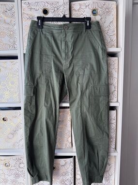 Women’s Olive Green Cargo Pants - Classic Utility Style